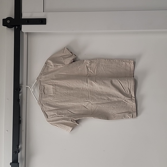 Hollister Tee - Picture 2 of 2